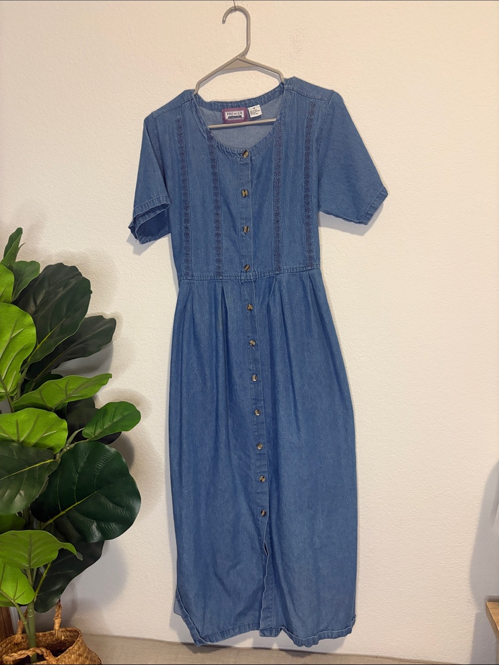 Premier International m Blue Button-Front Denim Midi Dress with embroidery